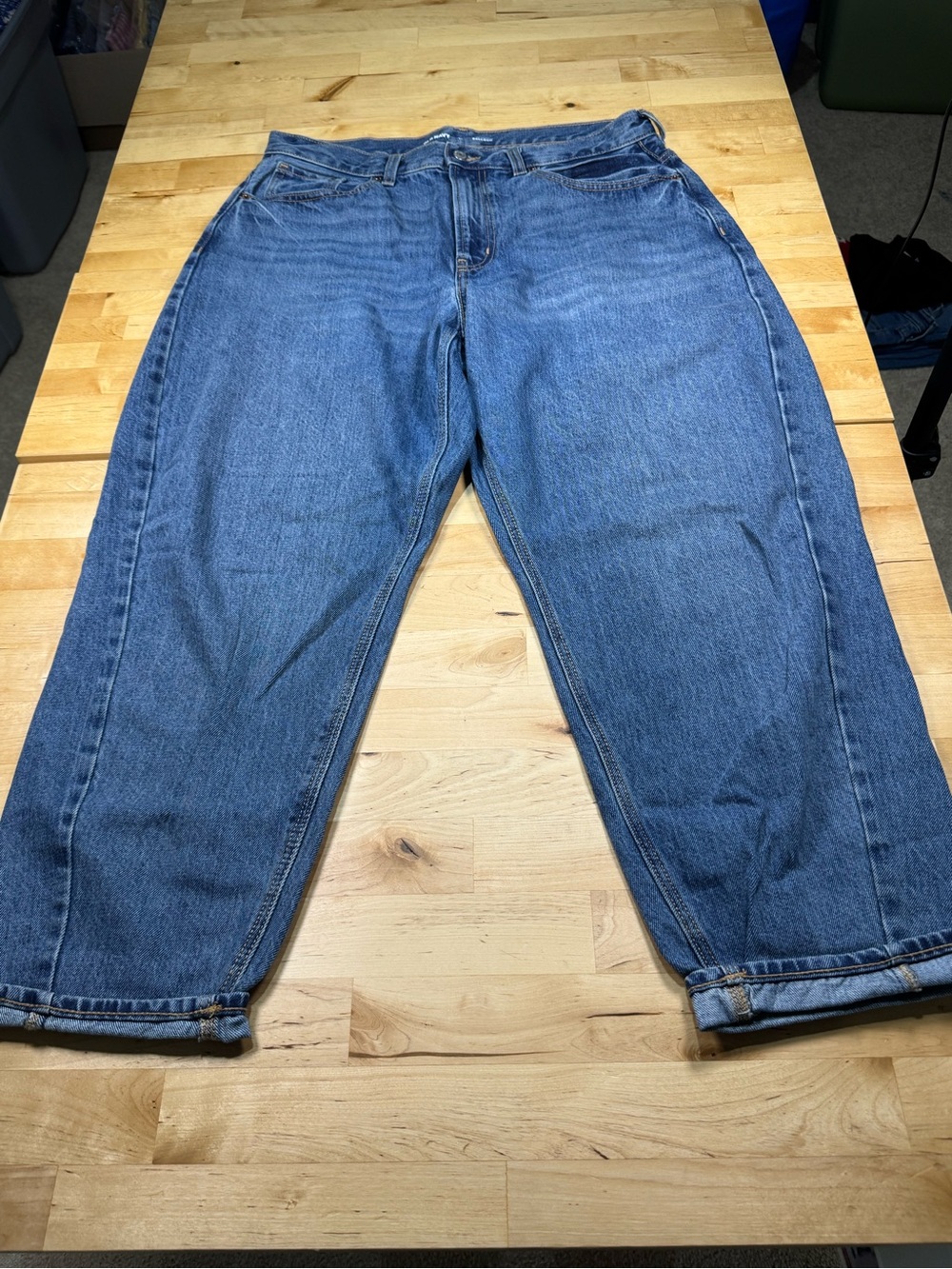 Old Navy women’s Balloon Leg Denim Jeans